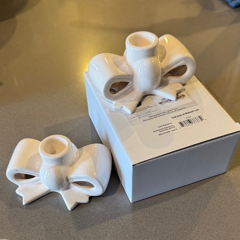 My‎ Texas house Chic White Bow Candle Holder. Nib